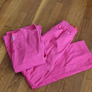 Magenta Dickies scrub set